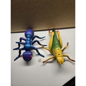 VTG Grasshopper Ant Blue Velvet Lubber 1997 Large Giant Jumbo Plastic Insect Lot